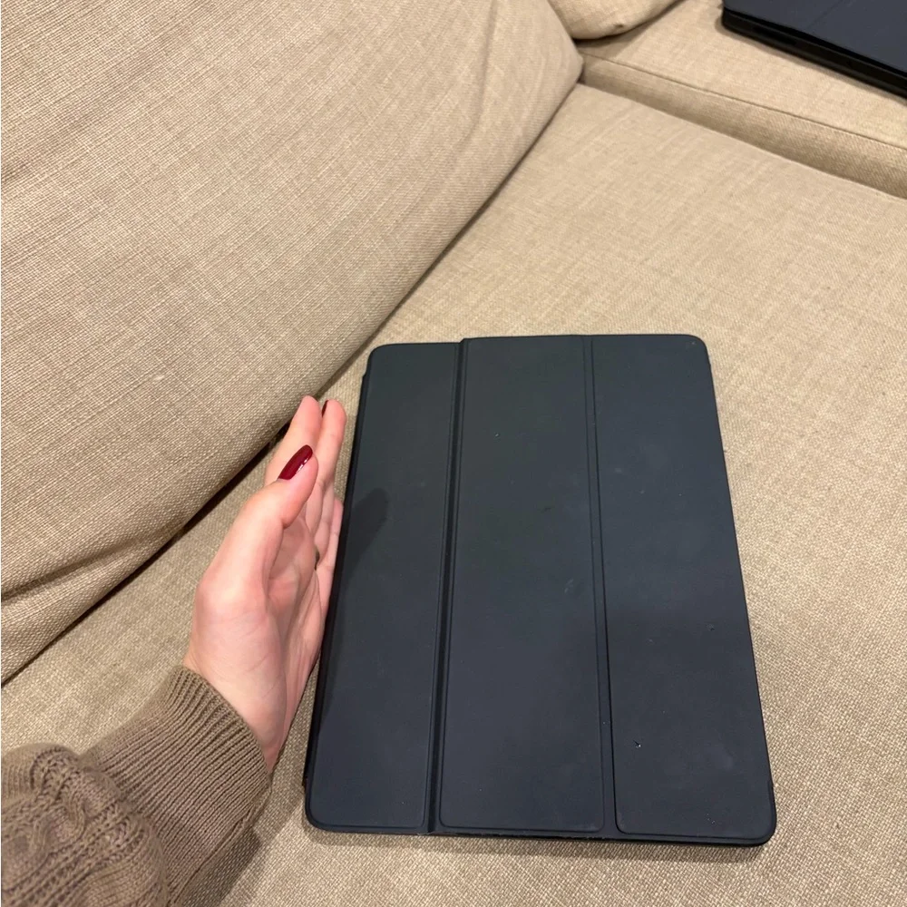 Apple Tablet - Sleek Gray Finish